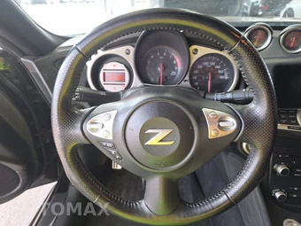 2011 Nissan 370Z Touring Convertible - miniatura 10
