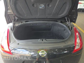 2011 Nissan 370Z Touring Convertible - miniatura 16
