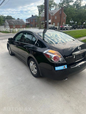 2011 Nissan Altima 2.5 S Sedan - miniatura 2