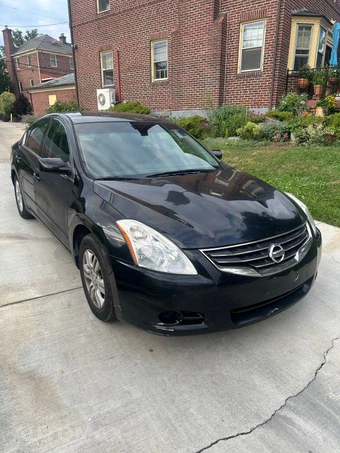 2011 Nissan Altima 2.5 S Sedan - miniatura 4