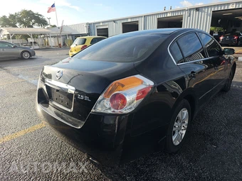 2011 Nissan Altima 2.5 SL Sedan – miniatura 4