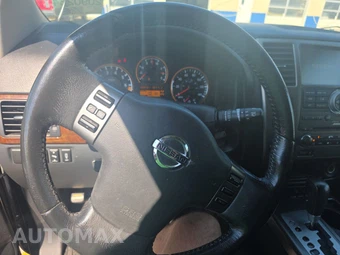 2011 Nissan Armada SL – miniatura 10