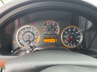 2011 Nissan Armada SL - miniatura 12