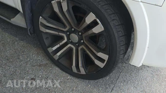 2011 Nissan Armada SV – miniatura 21