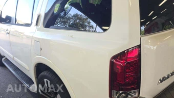 2011 Nissan Armada SV – miniatura 36