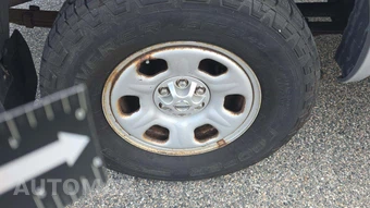 2011 Nissan Frontier S Crew Cab Medium Bed – miniatura 24