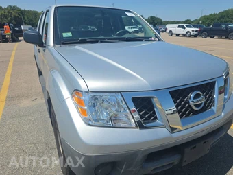 2011 Nissan Frontier S Crew Cab Medium Bed – miniatura 3