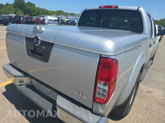 2011 Nissan Frontier S Crew Cab Medium Bed – miniatura 4