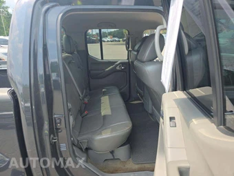 2011 Nissan Frontier SL Crew Cab Medium Bed – miniatura 13