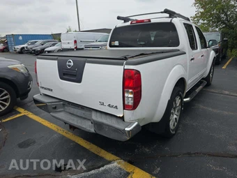 2011 Nissan Frontier SL Crew Cab Medium Bed - miniatura 3