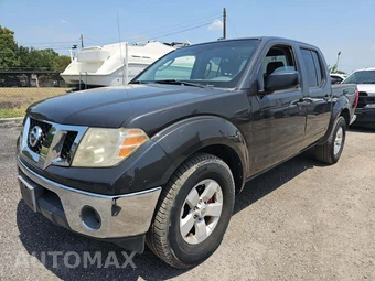 2011 Nissan Frontier SV Crew Cab Medium Bed