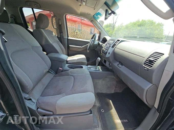 2011 Nissan Frontier SV Crew Cab Medium Bed – miniatura 18