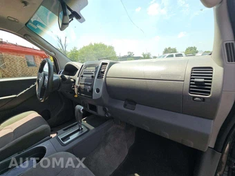 2011 Nissan Frontier SV Crew Cab Medium Bed – miniatura 19