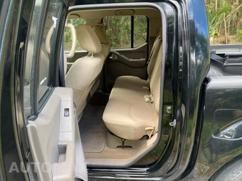 2011 Nissan Frontier SV Crew Cab Medium Bed - miniatura 21