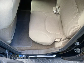 2011 Nissan Frontier SV Crew Cab Medium Bed - miniatura 24