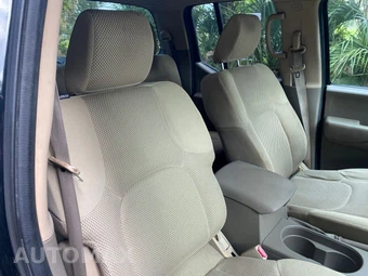 2011 Nissan Frontier SV Crew Cab Medium Bed - miniatura 29