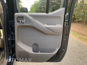 2011 Nissan Frontier SV Crew Cab Medium Bed - miniatura 31