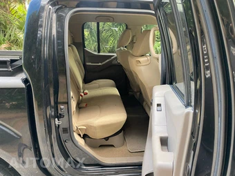 2011 Nissan Frontier SV Crew Cab Medium Bed - miniatura 32