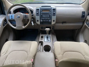 2011 Nissan Frontier SV Crew Cab Medium Bed - miniatura 38