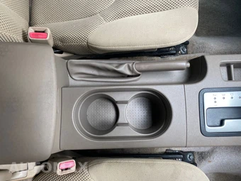 2011 Nissan Frontier SV Crew Cab Medium Bed - miniatura 47