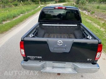 2011 Nissan Frontier SV Crew Cab Medium Bed - miniatura 7