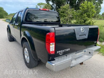 2011 Nissan Frontier SV Crew Cab Medium Bed - miniatura 9