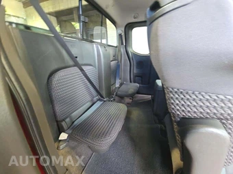 2011 Nissan Frontier SV Extended Cab Medium Bed – miniatura 16