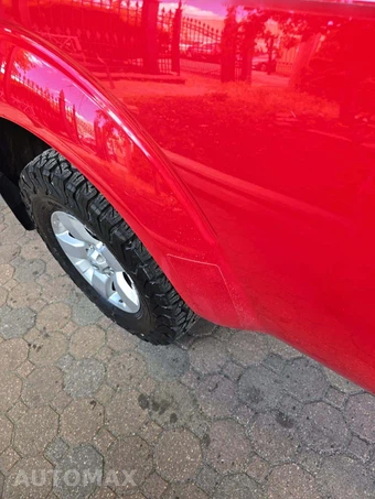 2011 Nissan Frontier SV Extended Cab Medium Bed – miniatura 26