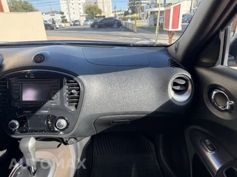2011 Nissan JUKE SV - miniatura 15