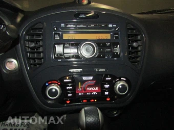 2011 Nissan JUKE SV – miniatura 14
