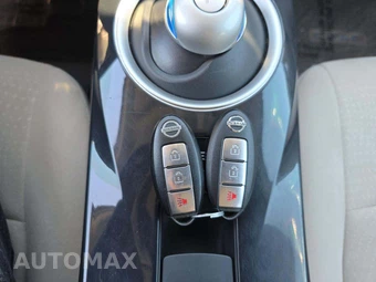 2011 Nissan LEAF SL-e – miniatura 8