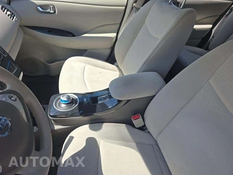 2011 Nissan LEAF SL – miniatura 10