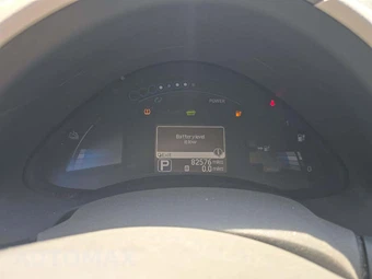 2011 Nissan LEAF SL – miniatura 9