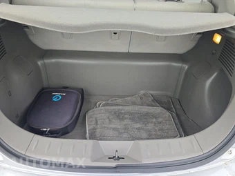 2011 Nissan LEAF SL – miniatura 16