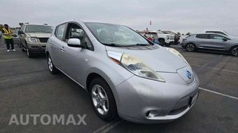 2011 Nissan LEAF SL – miniatura 30