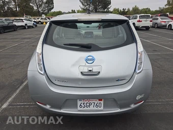 2011 Nissan LEAF SL – miniatura 5
