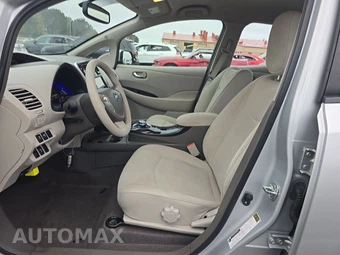 2011 Nissan LEAF SL – miniatura 7