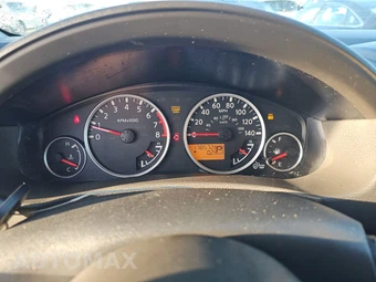 2011 Nissan Pathfinder S - miniatura 12