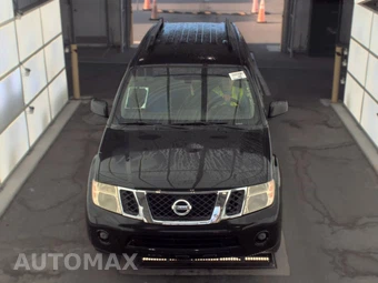 2011 Nissan Pathfinder S - miniatura 2