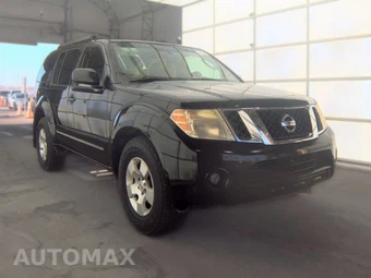 2011 Nissan Pathfinder S - miniatura 3