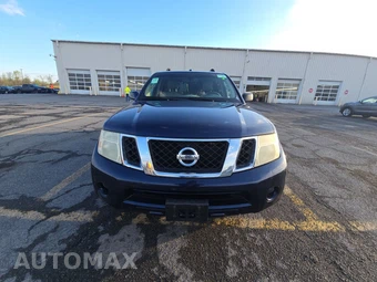 2011 Nissan Pathfinder Silver Edition – miniatura 2