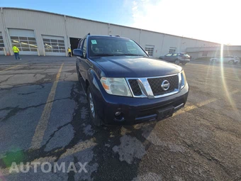 2011 Nissan Pathfinder Silver Edition – miniatura 3