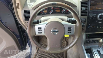 2011 Nissan Pathfinder Silver Edition – miniatura 30