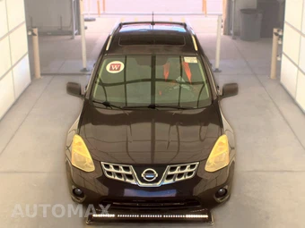 2011 Nissan Rogue SV – miniatura 2
