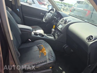 2011 Nissan Rogue SV – miniatura 8