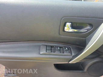 2011 Nissan Rogue SV – miniatura 9