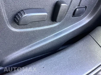 2011 Nissan Rogue SV - miniatura 32