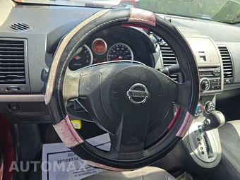 2011 Nissan Sentra 2.0 – miniatura 10
