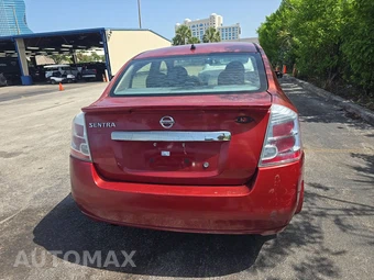 2011 Nissan Sentra 2.0 – miniatura 5