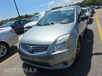 2011 Nissan Sentra 2.0 – miniatura 2